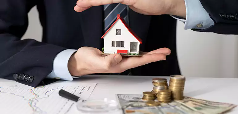 Who Do We Buy Houses From in Lexington, KY?