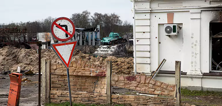 Partial or Full Foundation Collapse in Lexington, KY